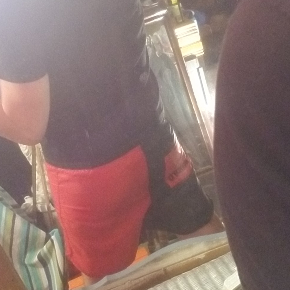 Shorts - Picture 3 of 4